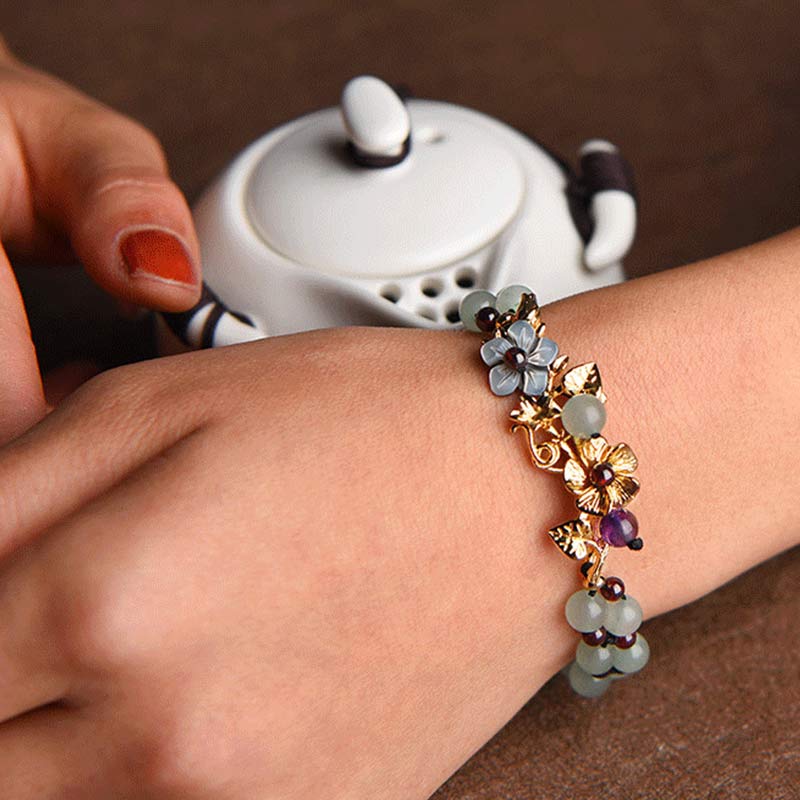 Green Aventurine Garnet Bead Flower Petal Luck Bracelet